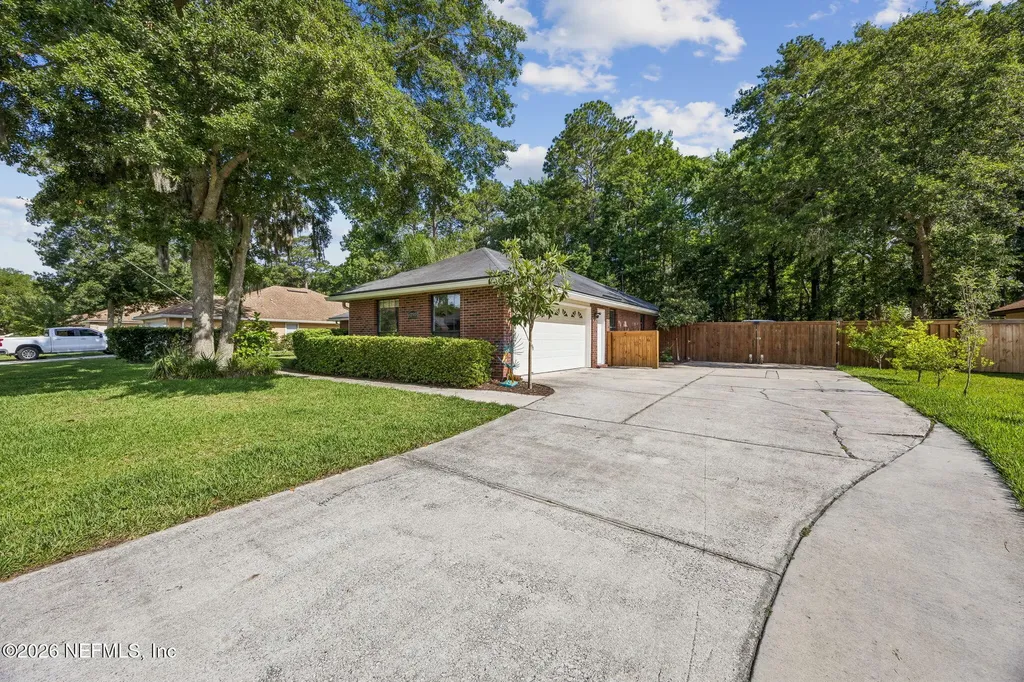 12513 Gately Oaks Lane E Jacksonville FL 32225