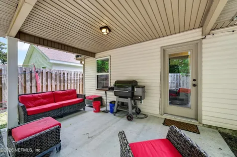 5552 Huckleberry Trail W Macclenny FL 32063