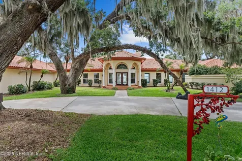 1412 Mosswood Drive Leesburg FL 34748