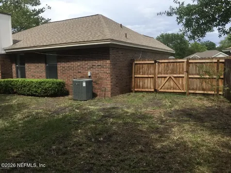 5058 Acre Estates Drive W Jacksonville FL 32210