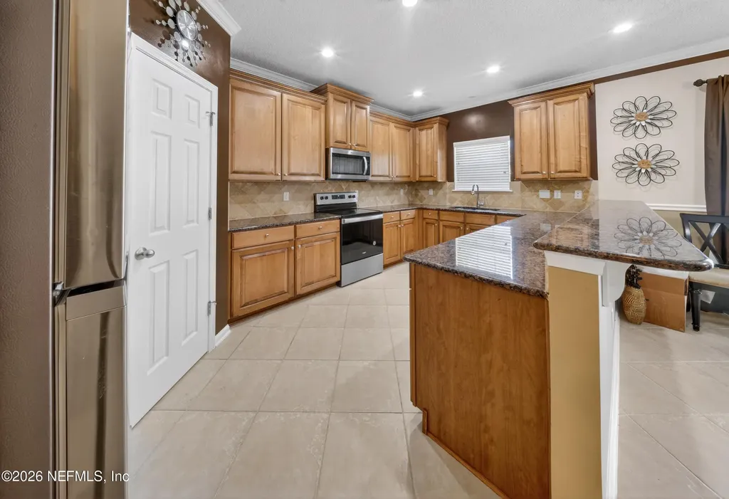 323 Broward Road Jacksonville FL 32218