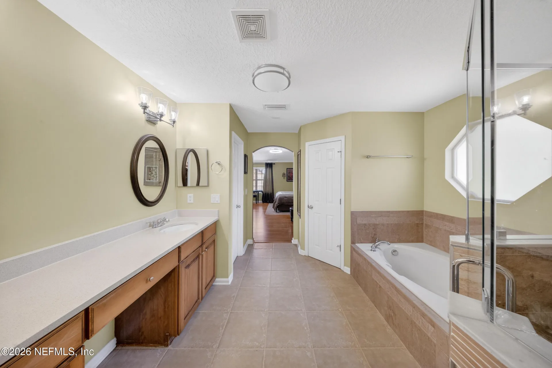 323 Broward Road Jacksonville FL 32218