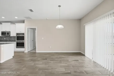 1432 Kendall Drive Jacksonville FL 32211