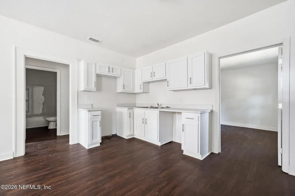 6945 Nelms Street Jacksonville FL 32208