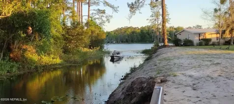 106 Dottie Court Interlachen FL 32148