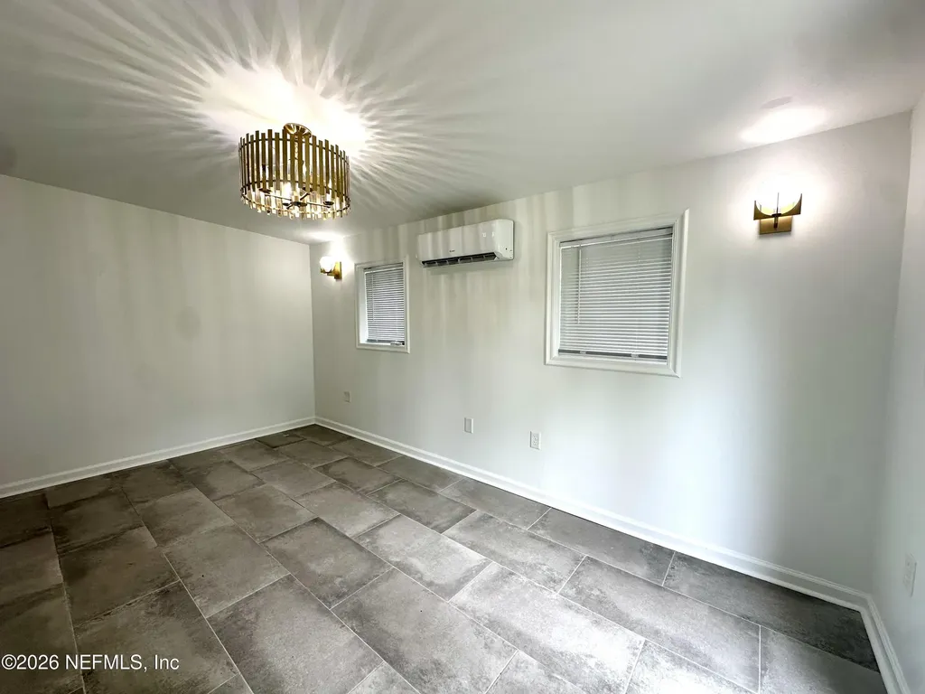 5951 Clifton Avenue Jacksonville FL 32211