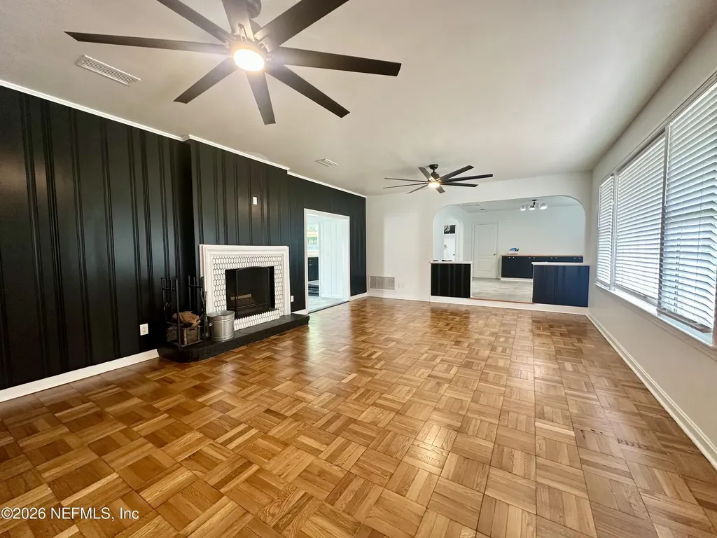 5951 Clifton Avenue Jacksonville FL 32211