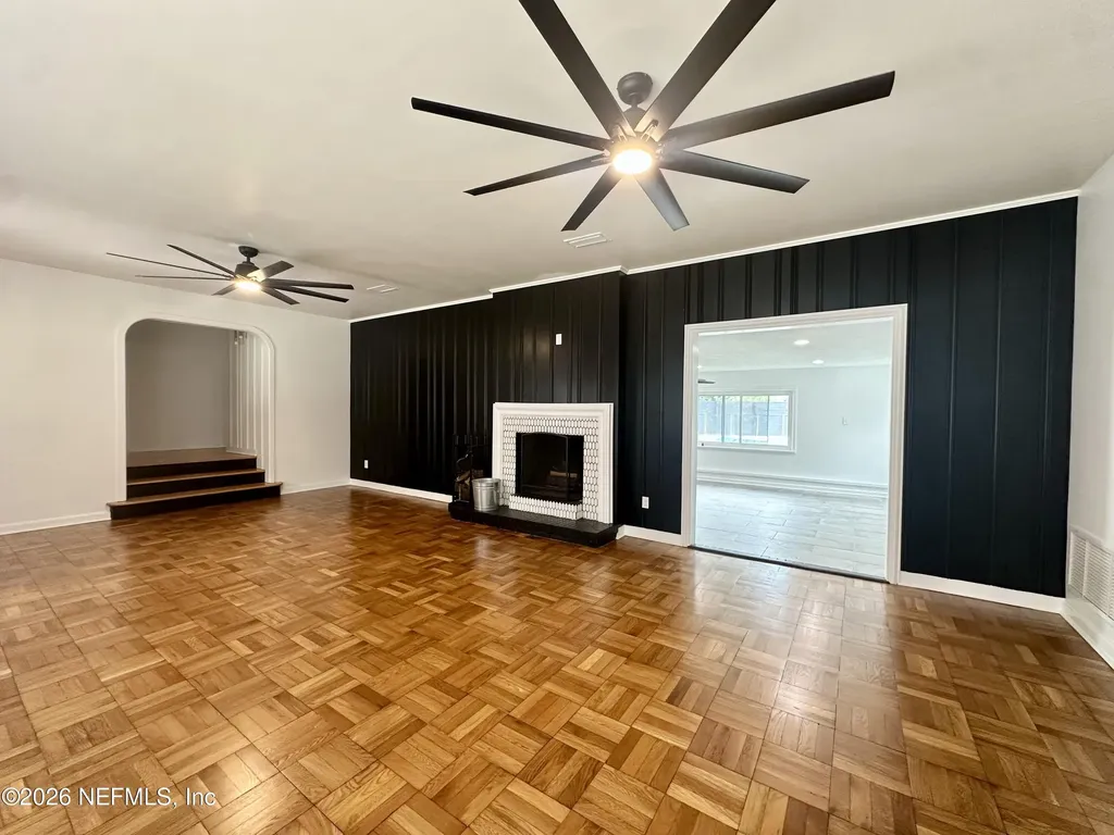 5951 Clifton Avenue Jacksonville FL 32211