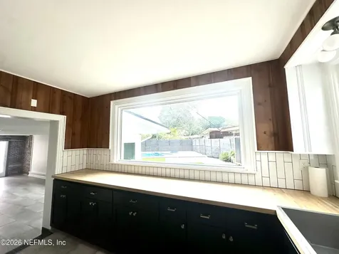 5951 Clifton Avenue Jacksonville FL 32211