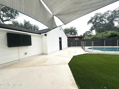 5951 Clifton Avenue Jacksonville FL 32211