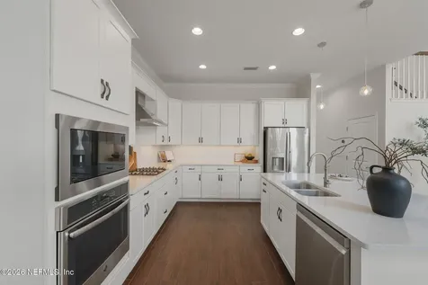 592 Outlook Drive Ponte Vedra FL 32081