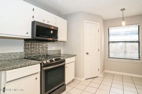 7744 Rockridge Drive W Jacksonville FL 32244