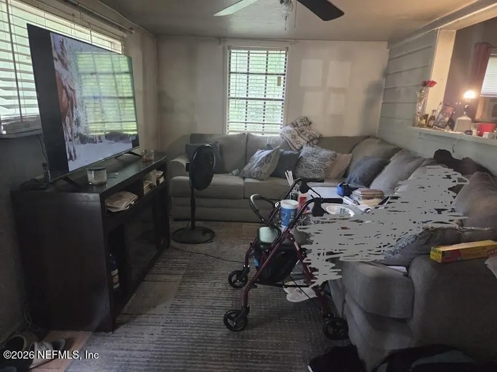 303 E Kansas Street Florahome FL 32140