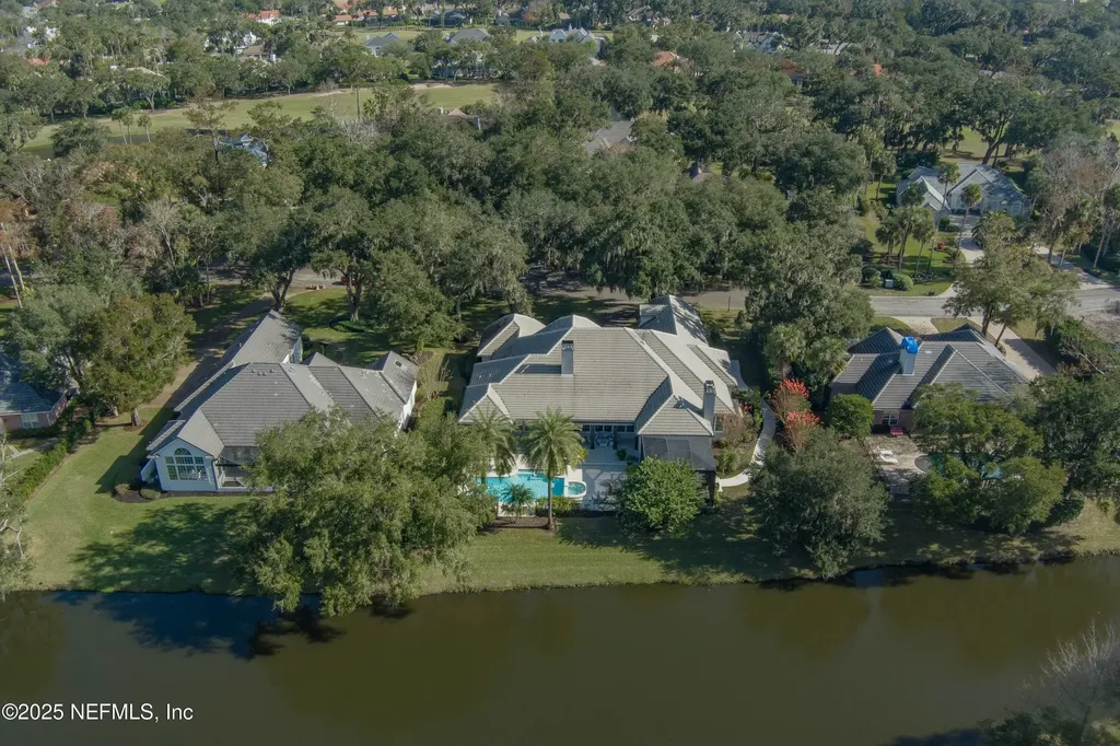 169 Plantation Circle S Ponte Vedra Beach FL 32082