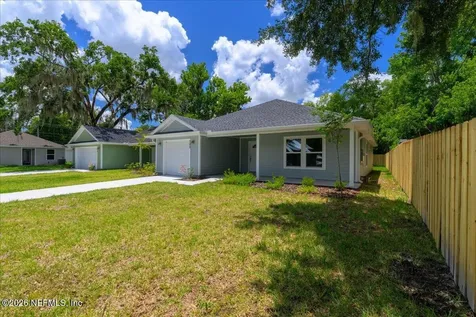 302 S 14th Street Palatka FL 32177
