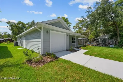 302 S 14th Street Palatka FL 32177