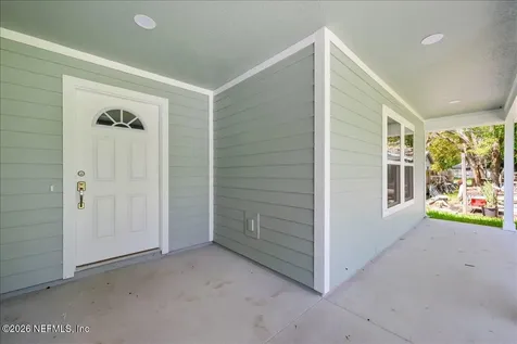 302 S 14th Street Palatka FL 32177