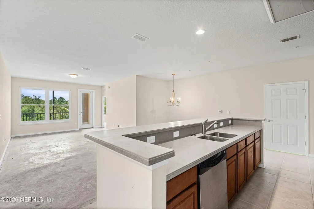 13364 Beach Boulevard Jacksonville FL 32224
