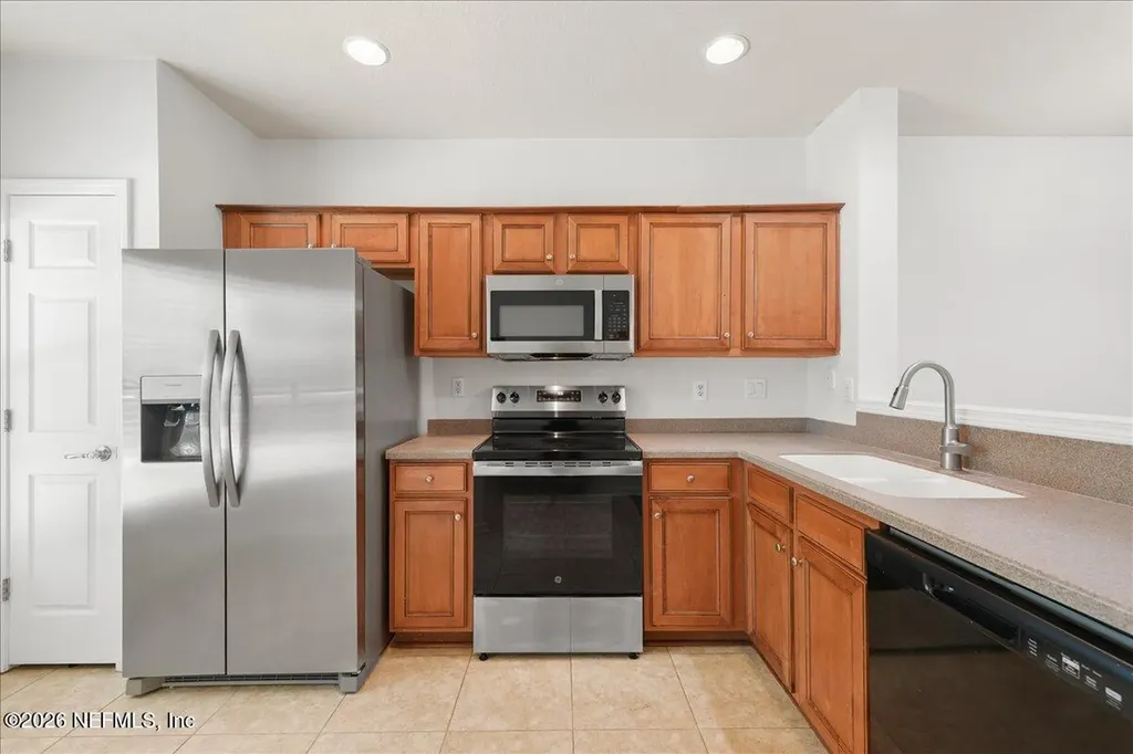 8125 Summer Point Court Jacksonville FL 32256