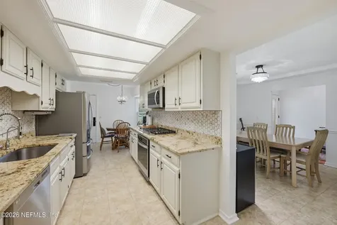 11852 Pegasus Drive Jacksonville FL 32223