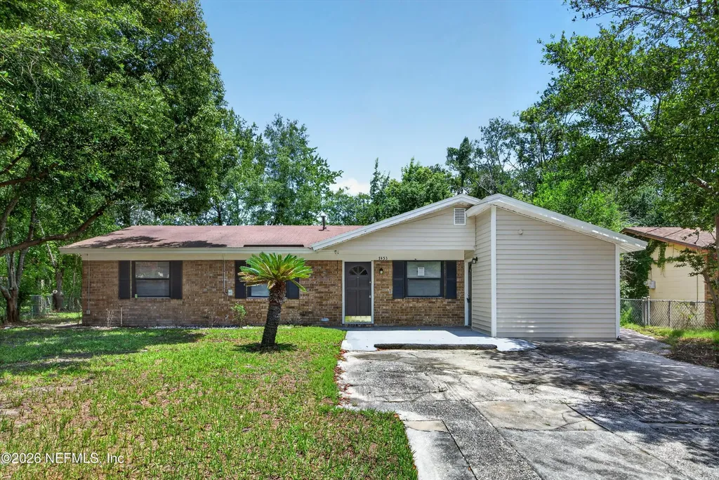 7453 Jade Drive N Jacksonville FL 32210