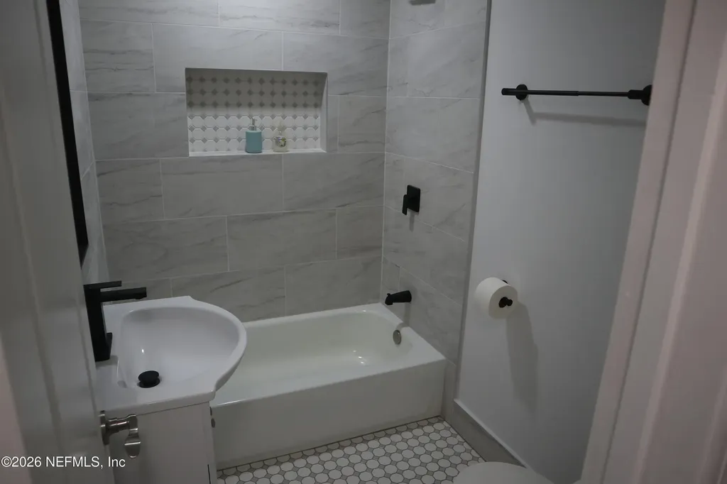 2860 Emily Lane W Jacksonville FL 32216