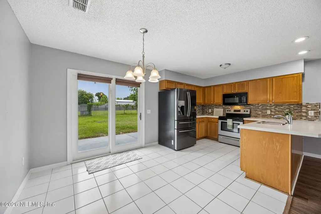533 E Ohio Avenue E Macclenny FL 32063