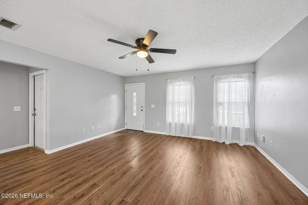 533 E Ohio Avenue E Macclenny FL 32063