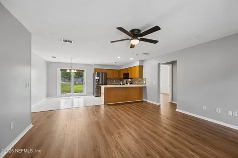 533 E Ohio Avenue E Macclenny FL 32063