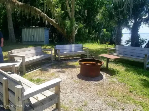 917 Paradise Boulevard Georgetown FL 32139