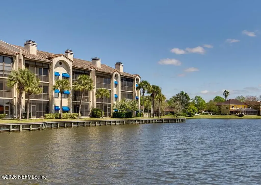 3820 Lavista Circle Jacksonville FL 32217