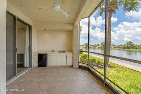 3820 Lavista Circle Jacksonville FL 32217