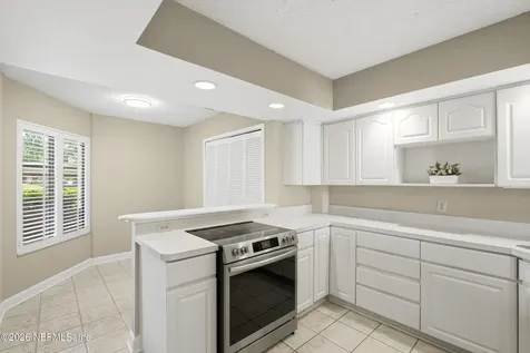 3820 Lavista Circle Jacksonville FL 32217