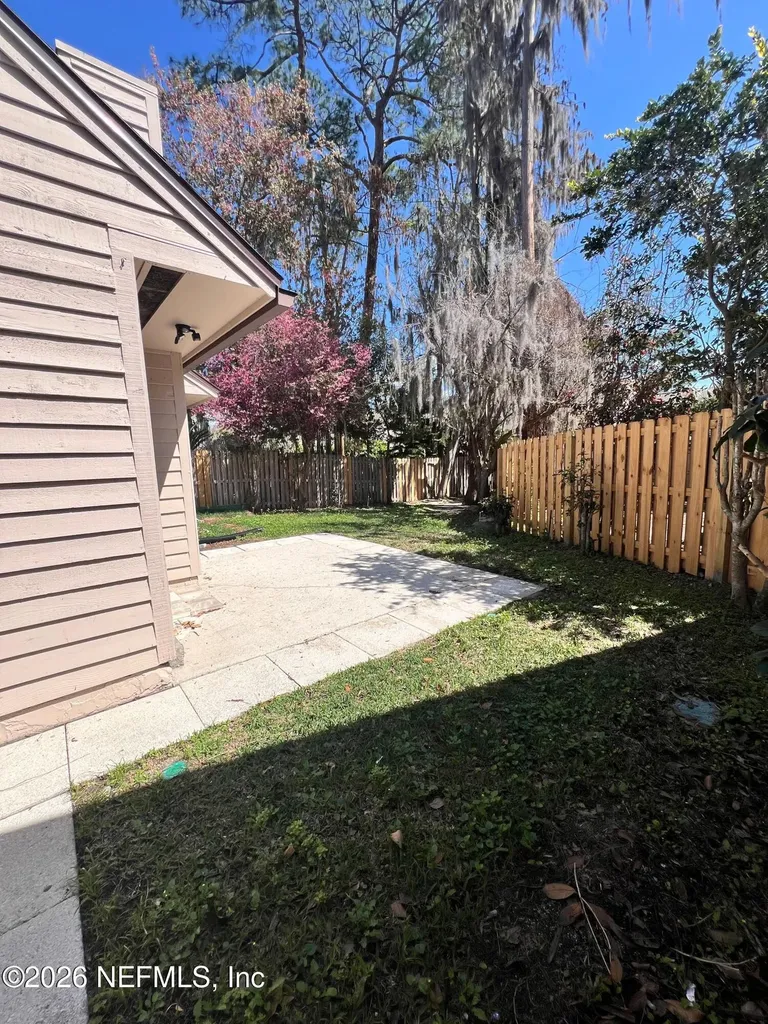 4112 Hanging Moss Court Jacksonville FL 32257