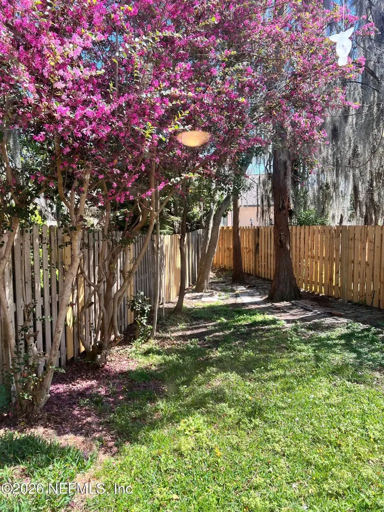 4112 Hanging Moss Court Jacksonville FL 32257