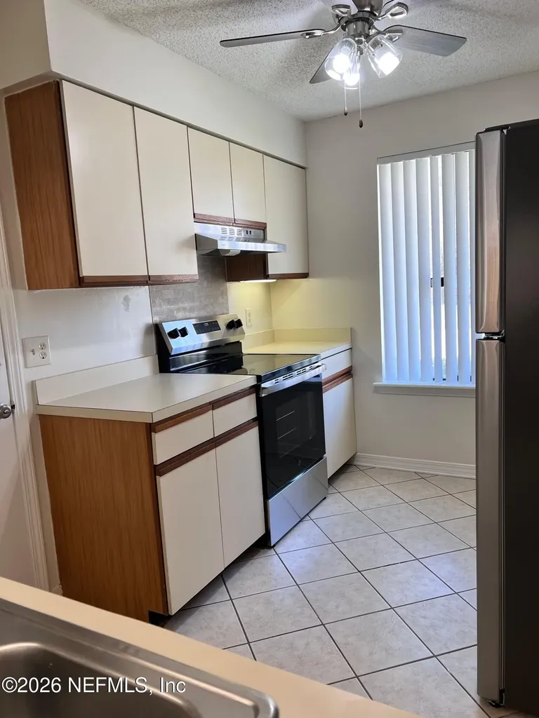 4112 Hanging Moss Court Jacksonville FL 32257