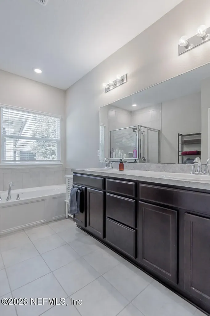 5615 Kellar Circle Jacksonville FL 32218