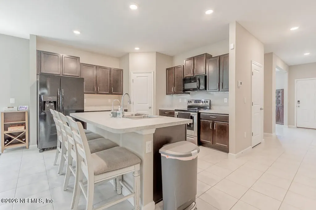5615 Kellar Circle Jacksonville FL 32218