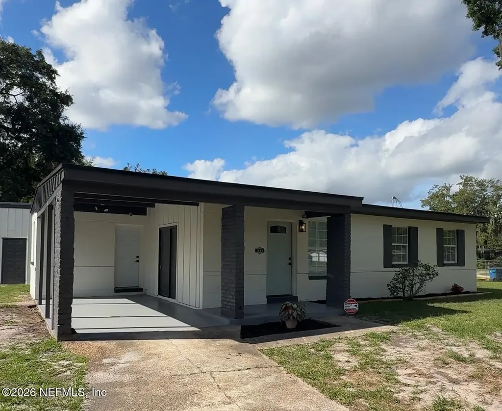 1120 De Paul Drive Jacksonville FL 32218