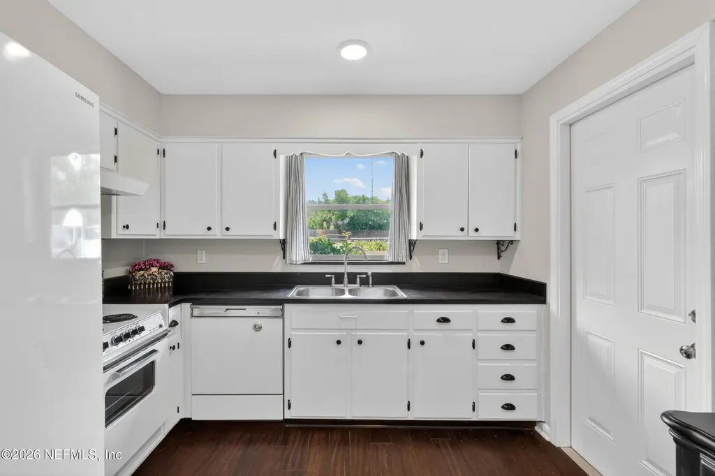 717 Estates Cove Road Jacksonville FL 32221