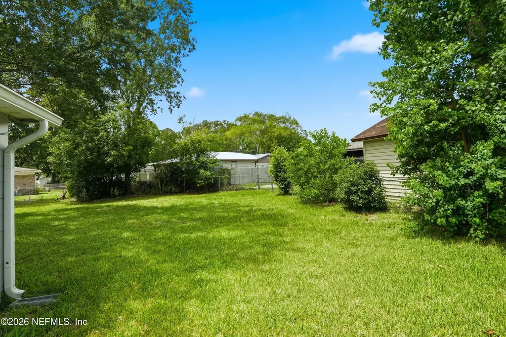 7428 White Alder Dr Drive Jacksonville FL 32210