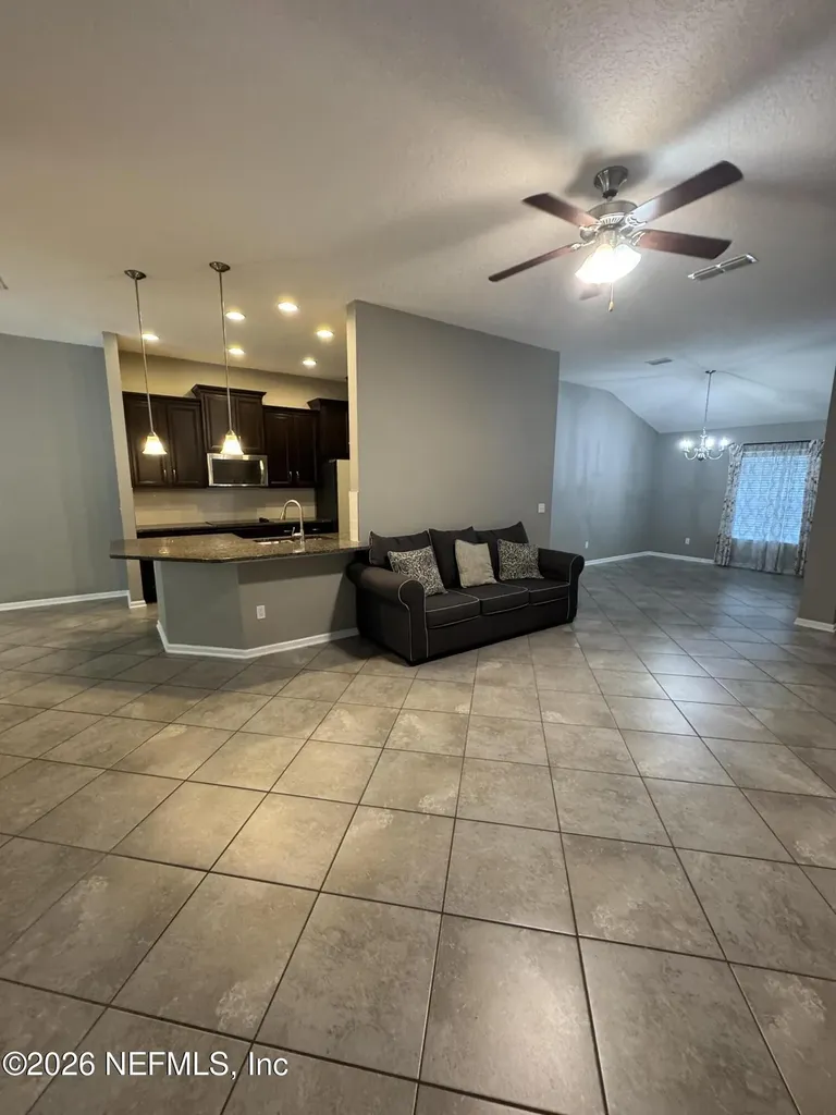 5409 Parkside Lakes Drive Jacksonville FL 32257