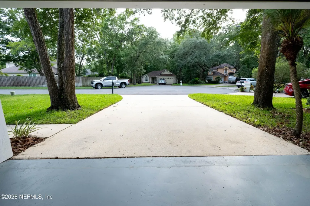 1673 Tall Tree Drive E Jacksonville FL 32246