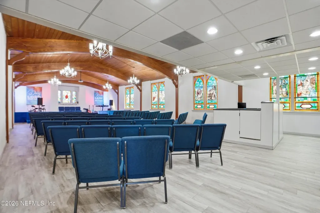 8075 Lone Star Road Jacksonville FL 32211