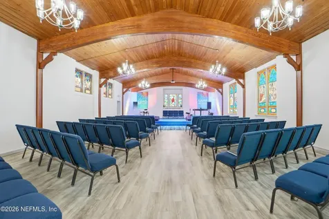 8075 Lone Star Road Jacksonville FL 32211