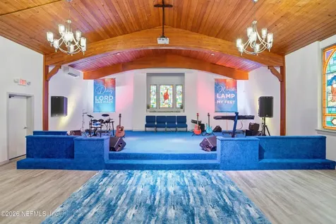 8075 Lone Star Road Jacksonville FL 32211