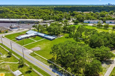 8075 Lone Star Road Jacksonville FL 32211