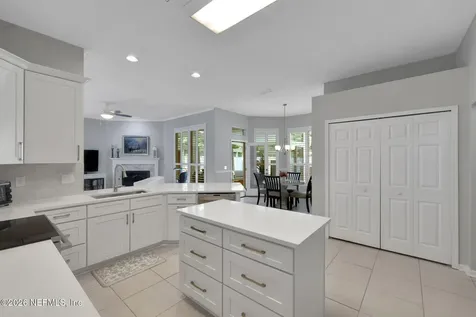 1004 Flora Parke Drive St. Johns FL 32259