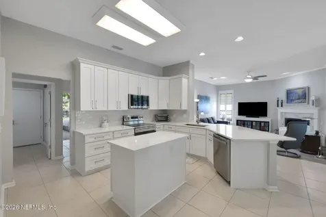 1004 Flora Parke Drive St. Johns FL 32259