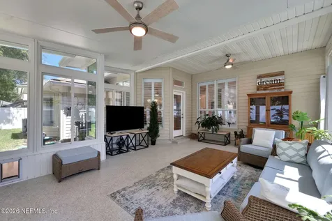 1004 Flora Parke Drive St. Johns FL 32259
